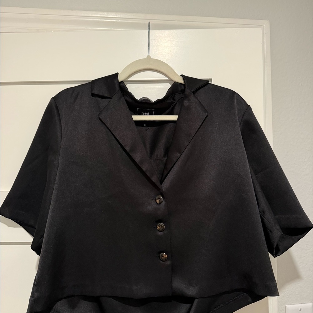 Reset Black Satin Button-Front Cropped Shirt
